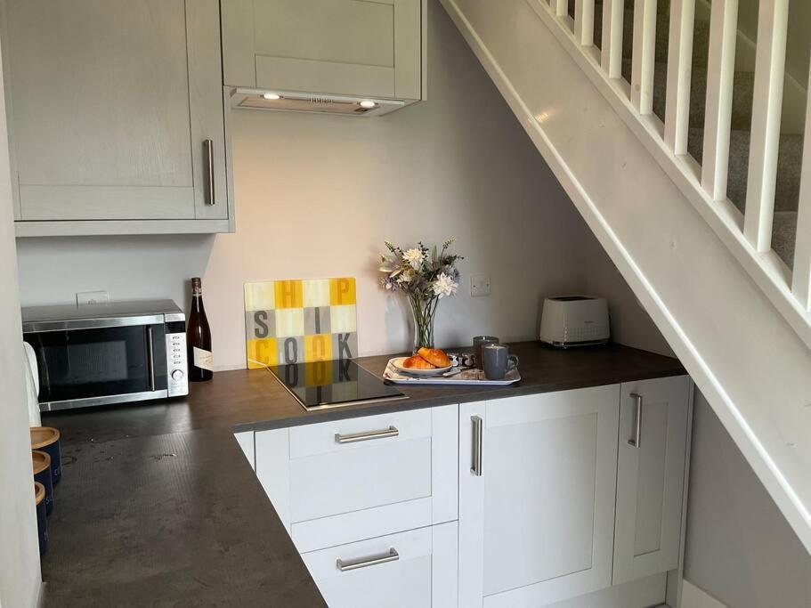 Pass The Keys Superb Space In The Idyllic Village Of Loppington Shrewsbury Bagian luar foto